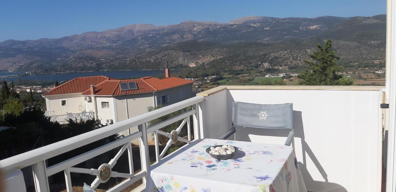 Theasis House Apartman Helmáta Kültér fotó